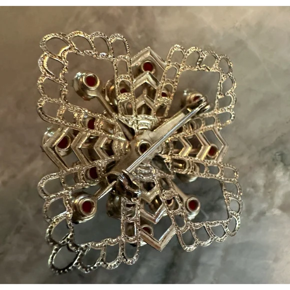 Vintage Faux Carved Coral Celluloid Floral Pin Gold Tone Filigree Brooch - Picture 3 of 3